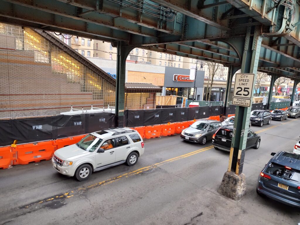 Broadfence MUTCD compliant Water-Filled Barricades